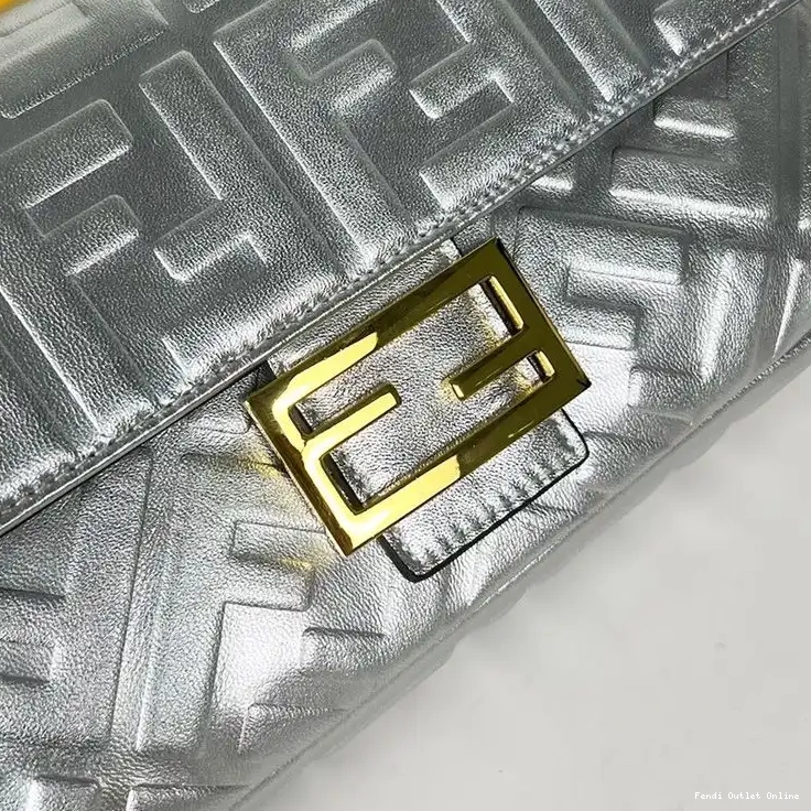 Cheap Nappa Leather Bag Baguette Fendi Silver FF In Medium Motif 0622